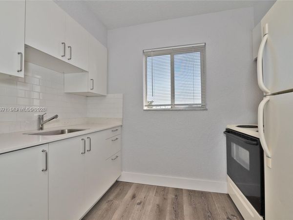 2330 NW 11th St , Unit 47, Miami, FL 33125