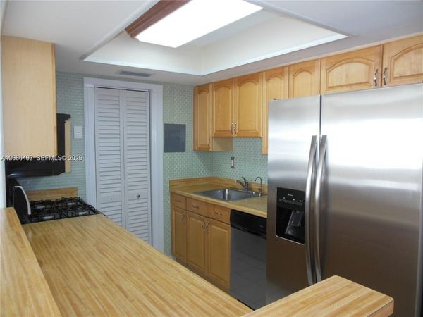 1350 W 53rd St , Unit 8, Hialeah, FL 33012
