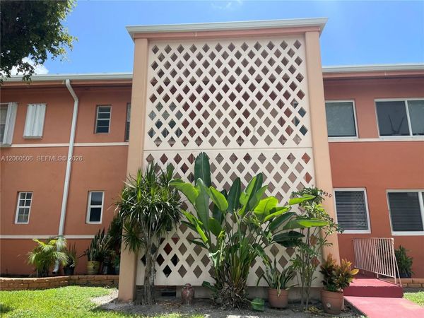 3430 SW 10th St, Unit 3, Miami, FL 33135