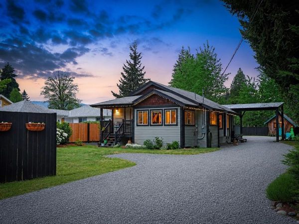 4680 Cumberland Rd , Cumberland, BC V0R 1S0