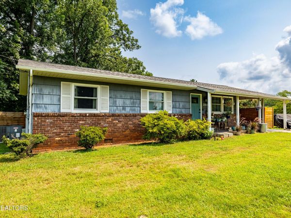 3211 Lineback Rd, Knoxville, TN 37921