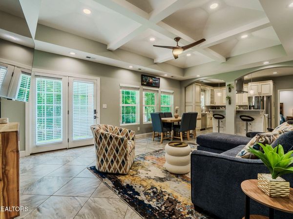 5360 Amherst Woods Lane, Knoxville, TN 37921