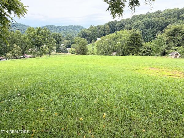 Pine Crest Drive, Maynardville, TN 37807