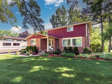 5373 Elm Drive, Lewiston, NY 14092