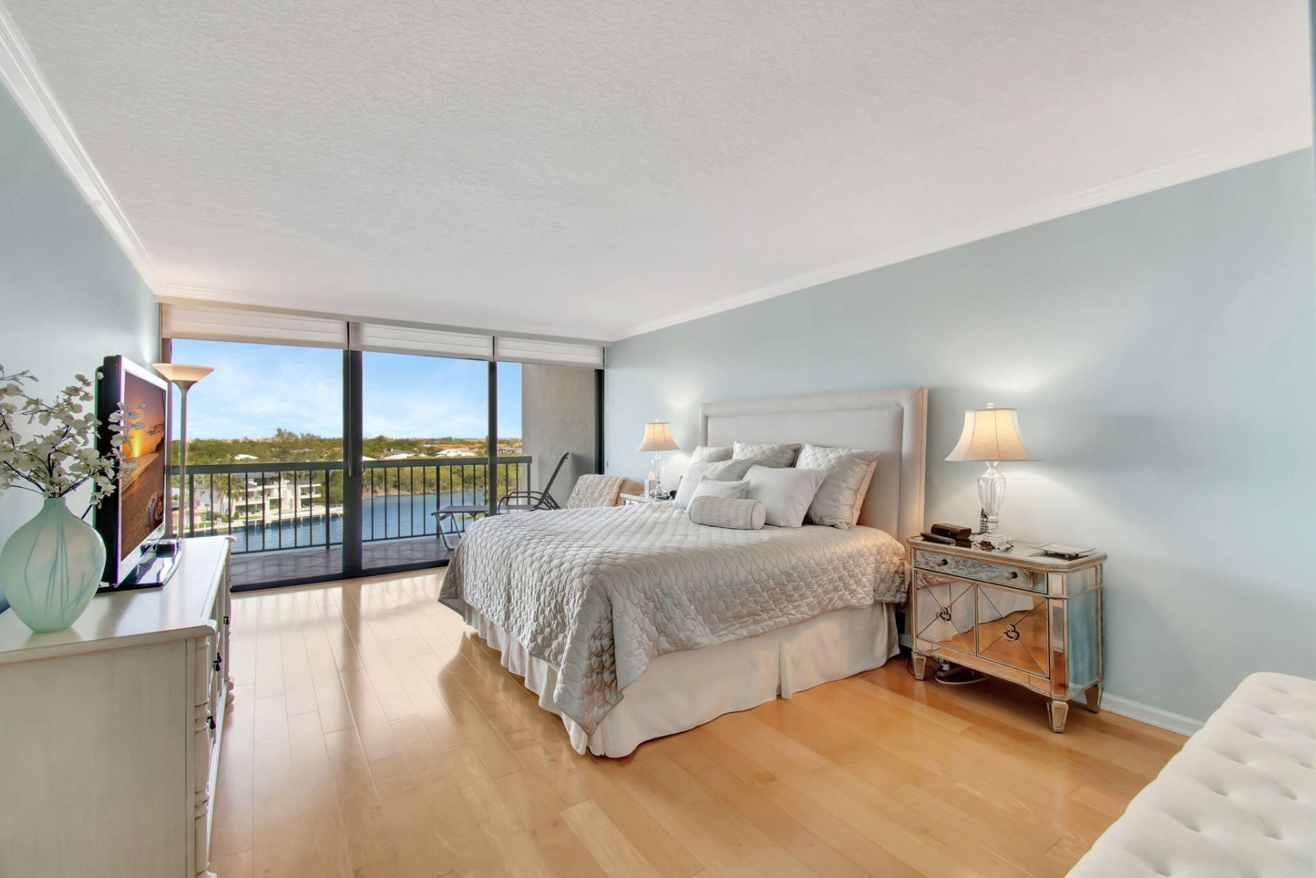 4740 S Ocean Boulevard S, Unit 909, Highland Beach, FL 33487 Photo