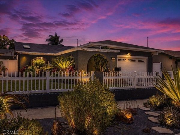 4154 E Fauna Avenue, Anaheim Hills, CA 92807