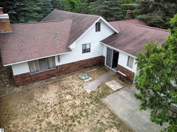 1908 Sanderson, Prescott, MI 48756