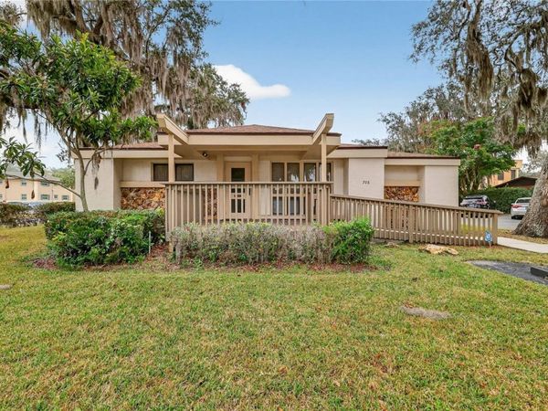 708 LEE STREET , LEESBURG, FL 34748