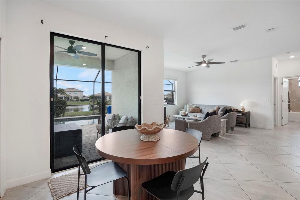 15859 Islandwalk Avenue, Bradenton, FL 34211 Photo