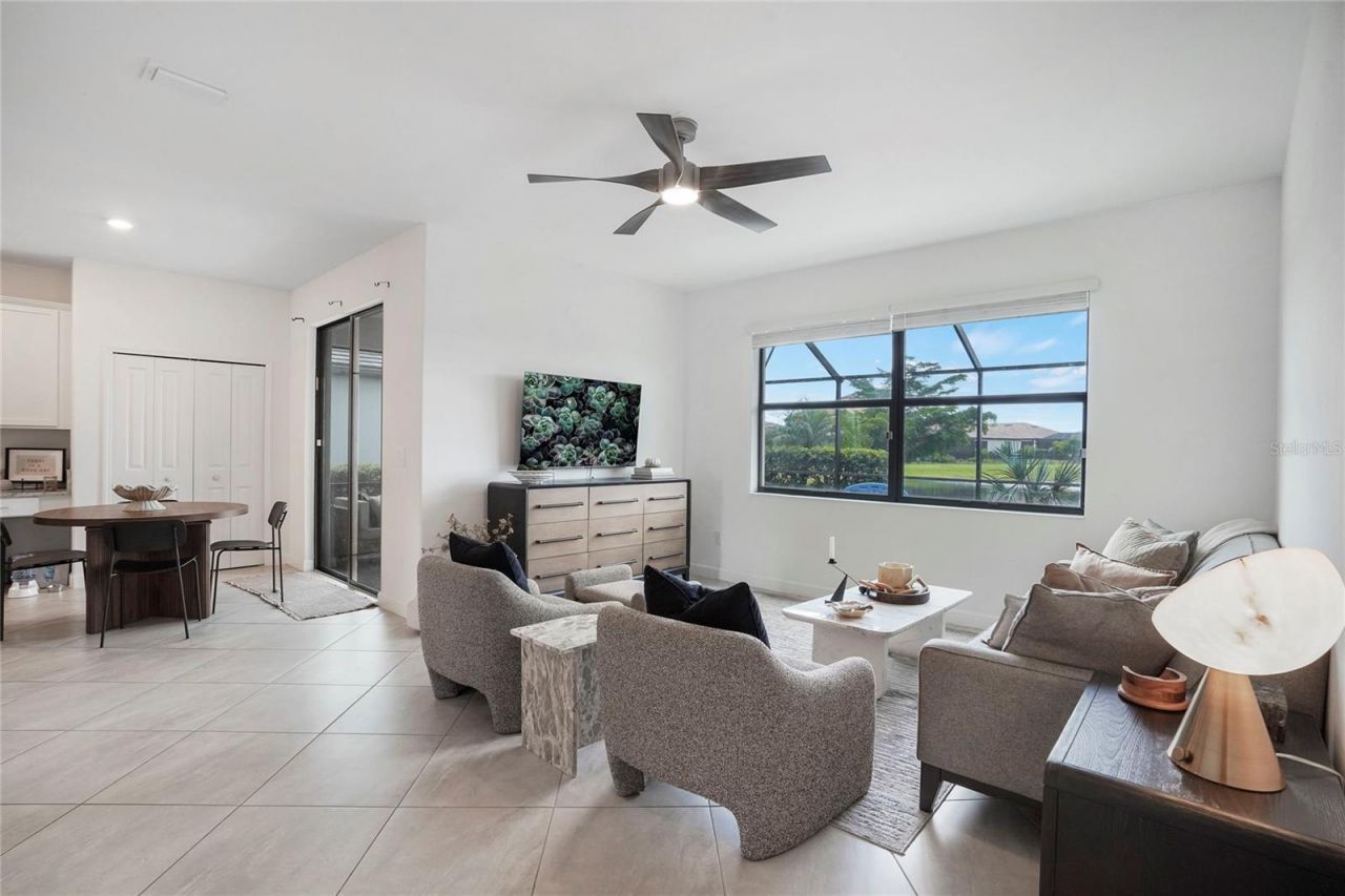 15859 Islandwalk Avenue, Bradenton, FL 34211 Photo