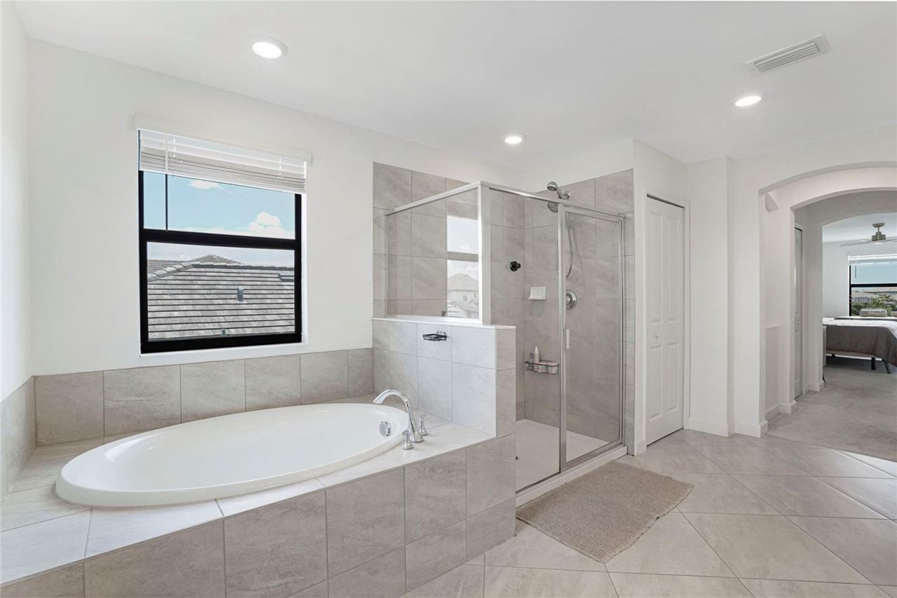 15859 Islandwalk Avenue, Bradenton, FL 34211 Photo