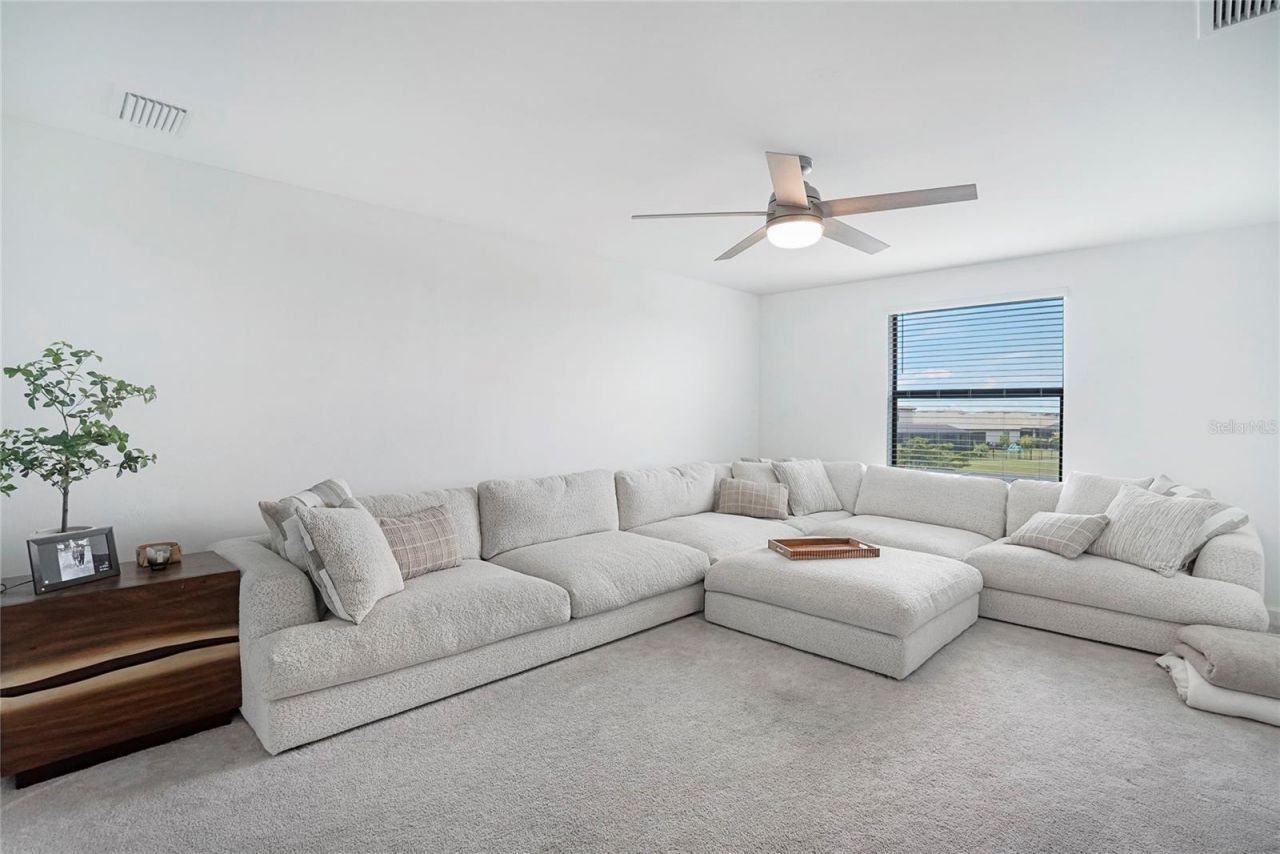 15859 Islandwalk Avenue, Bradenton, FL 34211 Photo