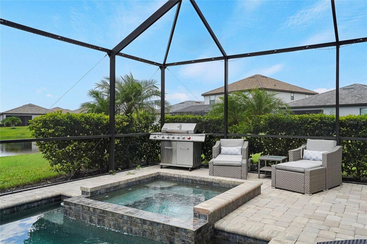 15859 Islandwalk Avenue, Bradenton, FL 34211 Photo