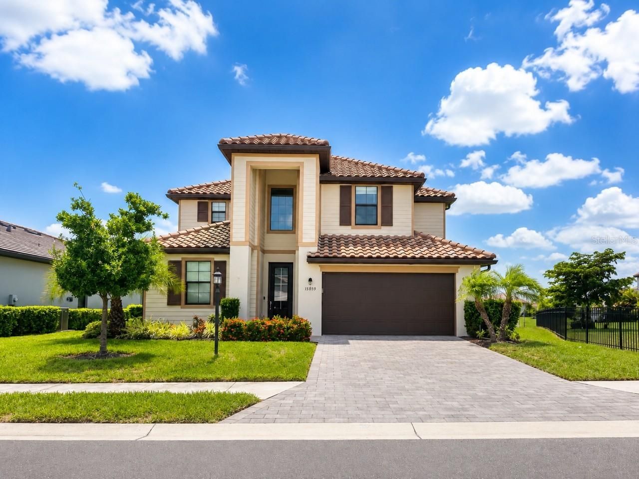 15859 Islandwalk Avenue, Bradenton, FL 34211 Photo