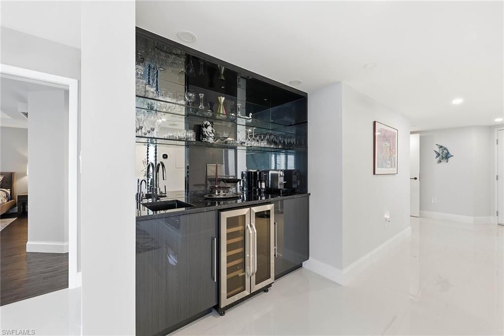 4751 Gulf Shore Blvd N, Unit 1408, Naples, FL 34103 Photo