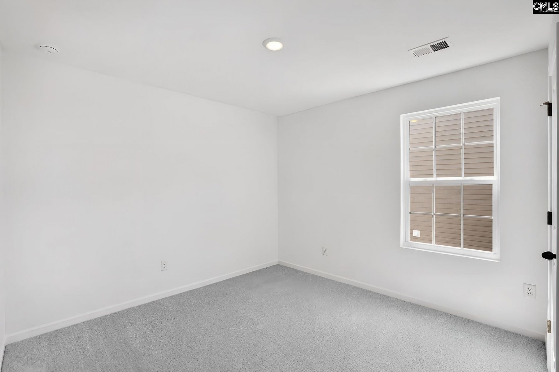 429 Happy Hollow Drive  Photo 18