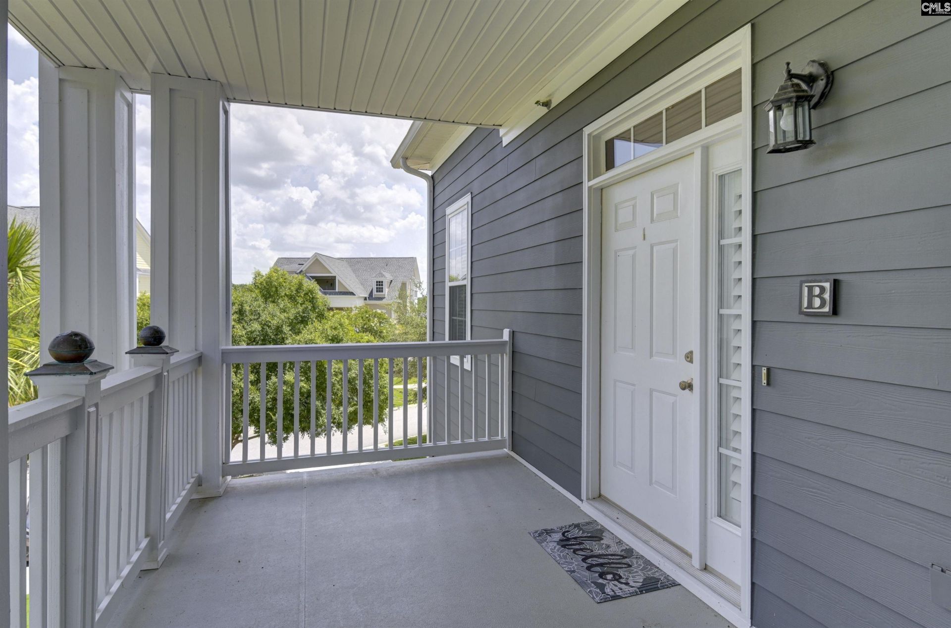120 Breezes Drive  Photo 4
