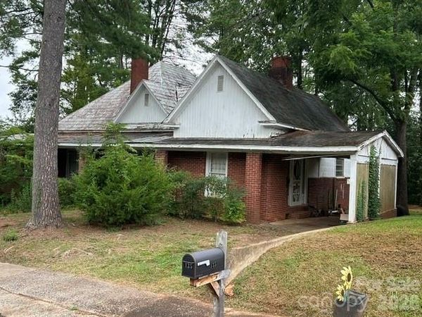 129 Pine Street, Rutherfordton, NC 28139
