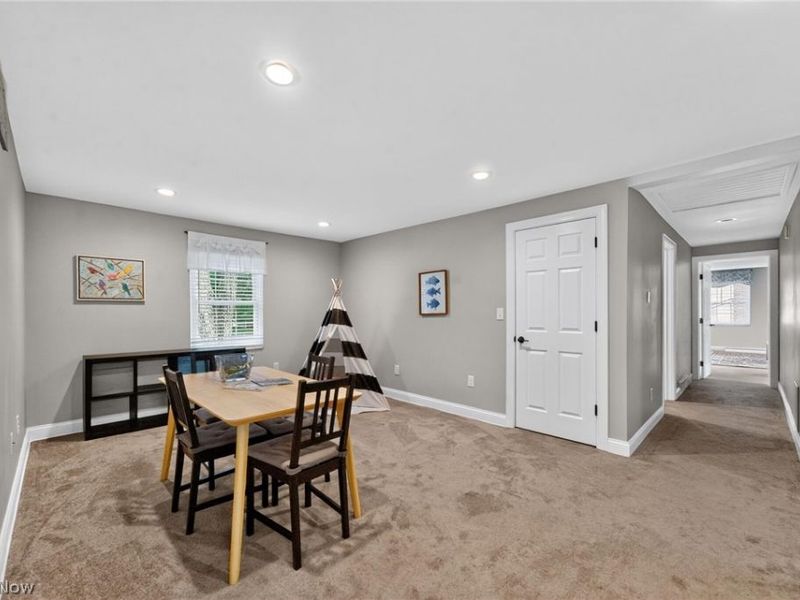 444 Hampshire Road, Akron, OH 44313 Photo 18