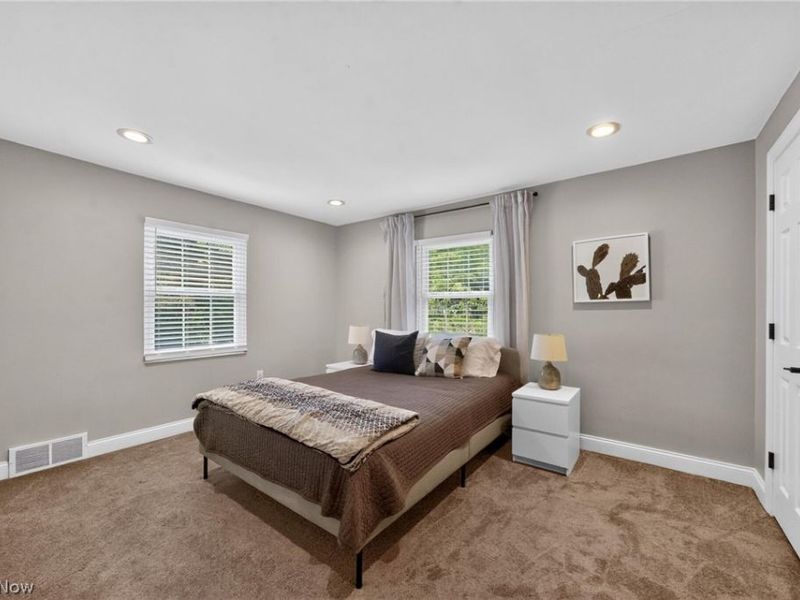 444 Hampshire Road, Akron, OH 44313 Photo 22