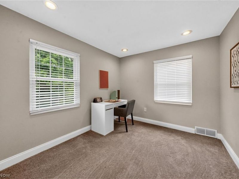 444 Hampshire Road, Akron, OH 44313 Photo 25