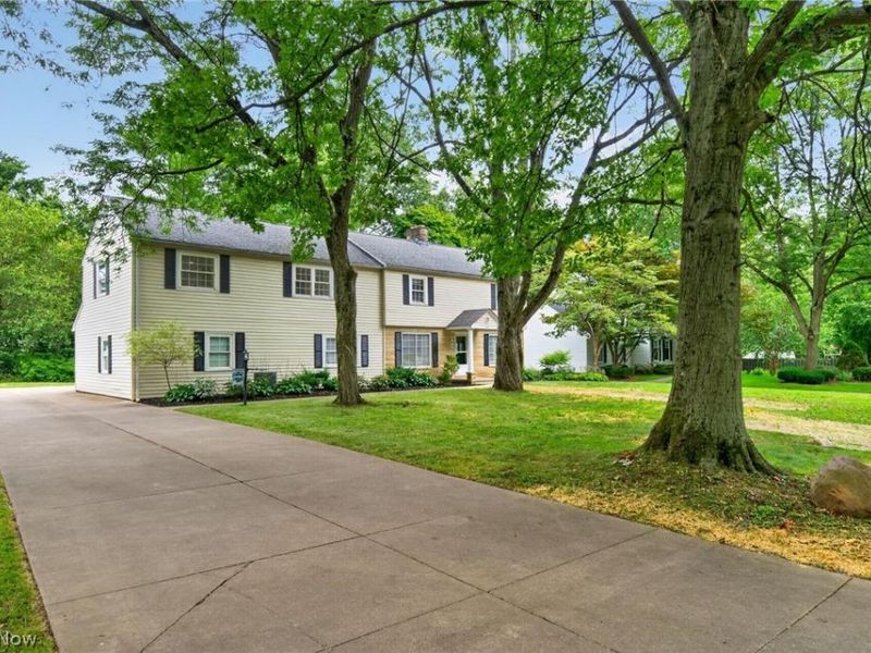 444 Hampshire Road, Akron, OH 44313 Photo 3