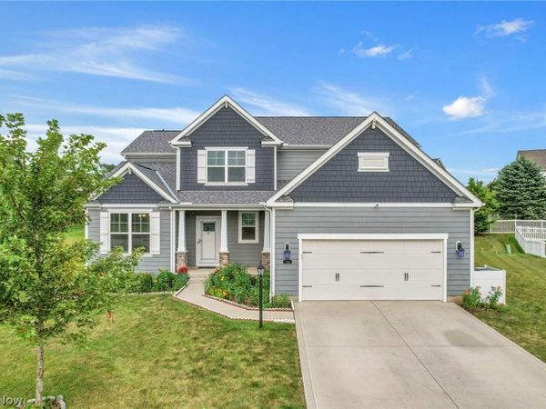 106 Cedarhurst Court , Pickerington, OH 43147