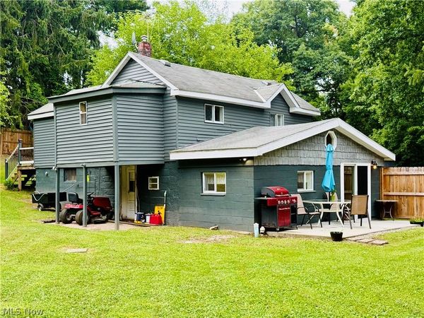137 Penfield Road , Wintersville, OH 43953