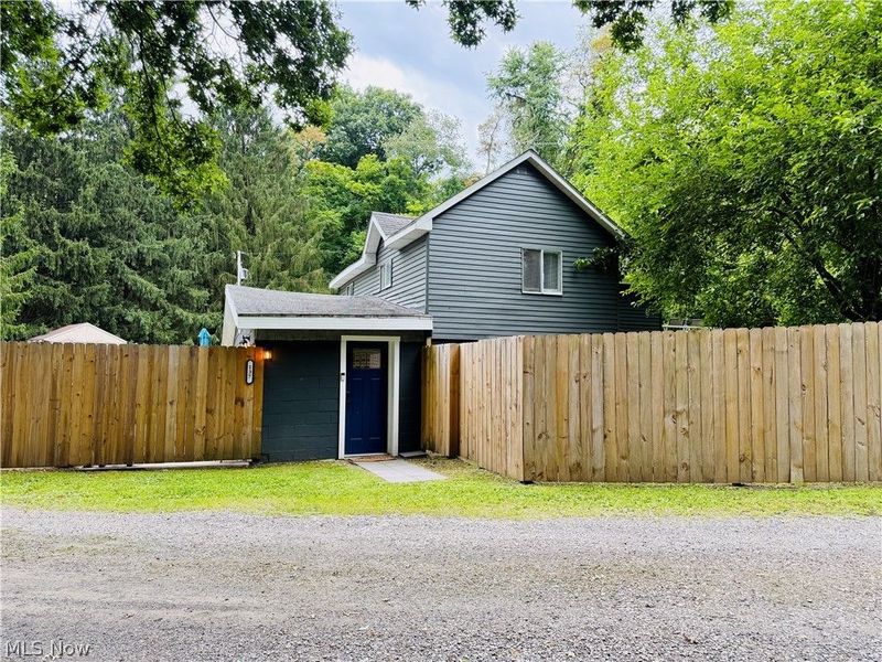 137 Penfield Road , Wintersville, OH 43953 Photo 2