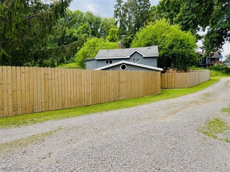 137 Penfield Road , Wintersville, OH 43953 Photo 3