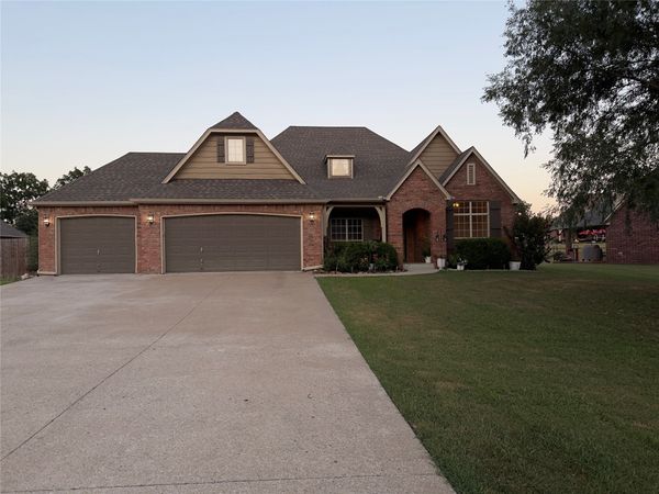601 S Supernaw Avenue, Skiatook, OK 74070