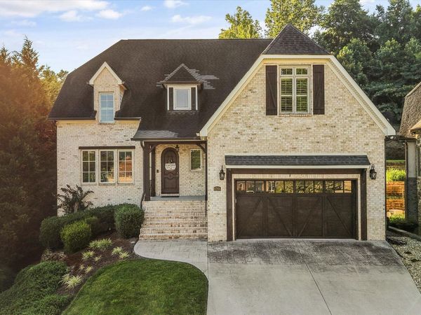 8206 Meadow Falls Lane, Knoxville, TN 37931