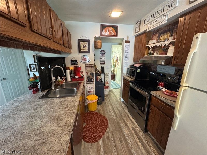 8080 Harbor Creek Drive , Mentor on the Lake, OH 44060 Photo 5