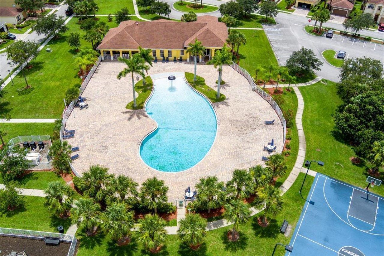 9728 Starboard Drive, Fort Pierce, FL 34945 Photo