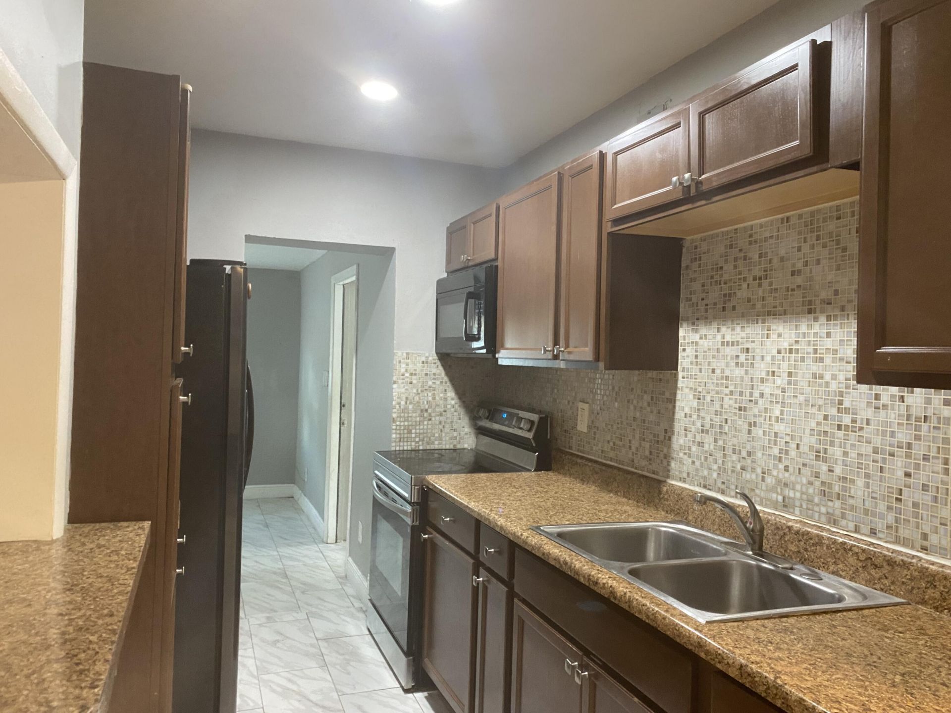 1751 Lauderdale Manor Drive, Fort Lauderdale, FL 33311 Photo