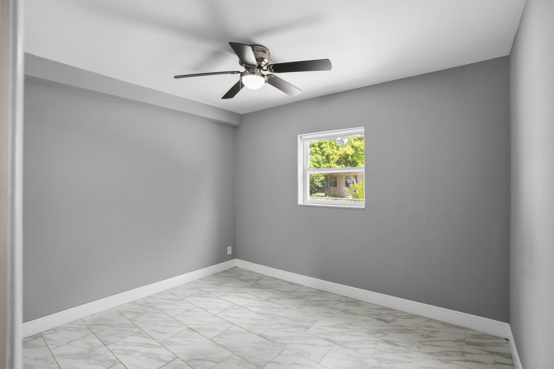 1751 Lauderdale Manor Drive, Fort Lauderdale, FL 33311 Photo
