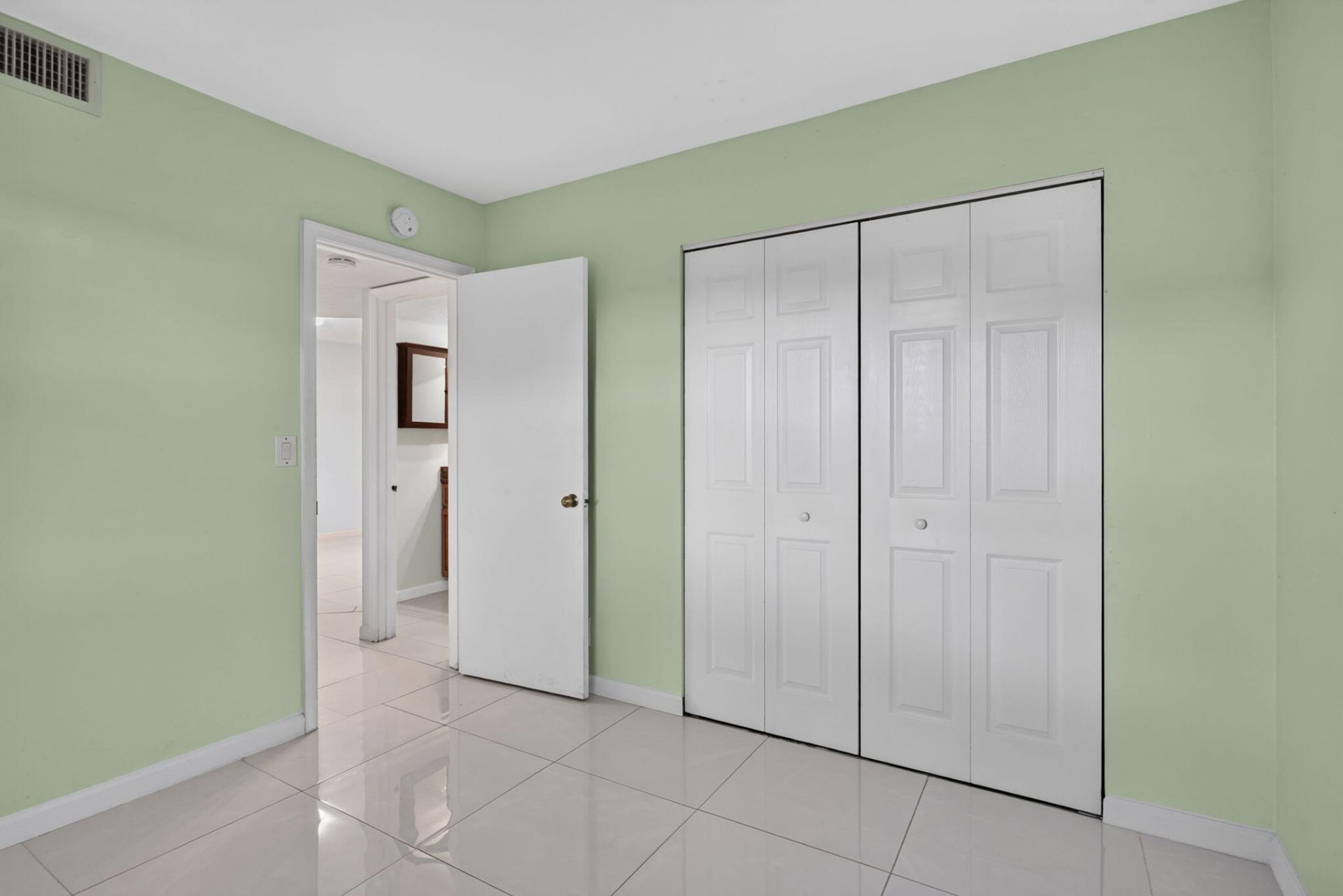 5540 Lakeside Drive, Unit 102, Margate, FL 33063 Photo
