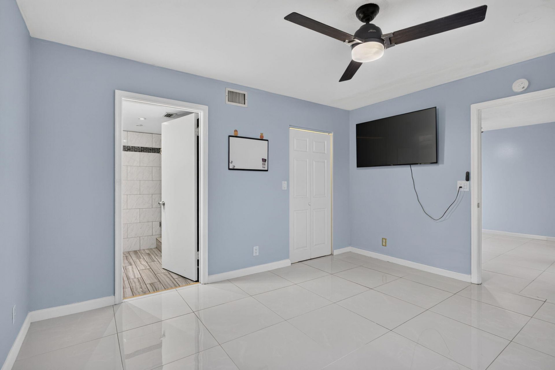 5540 Lakeside Drive, Unit 102, Margate, FL 33063 Photo
