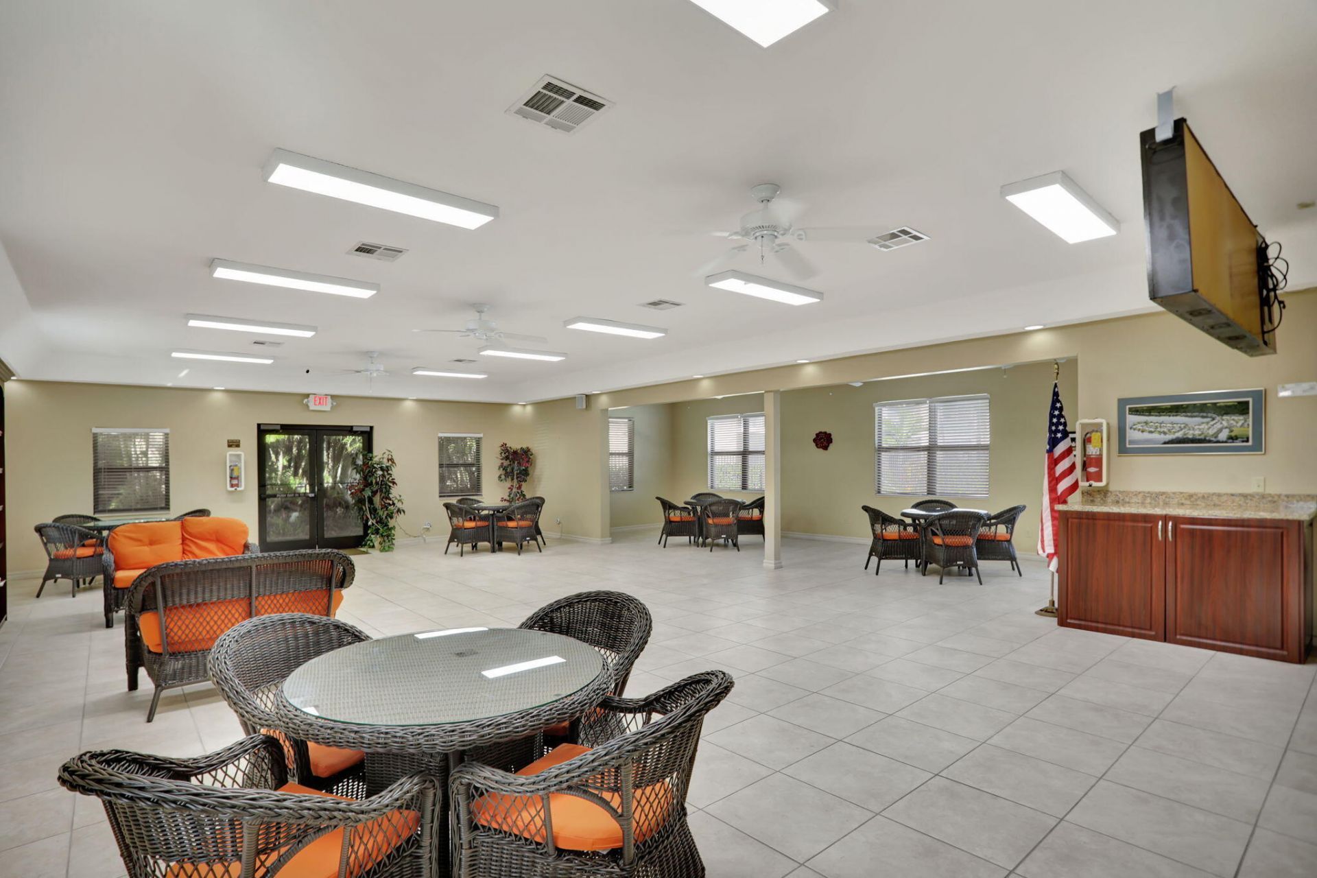 5540 Lakeside Drive, Unit 102, Margate, FL 33063 Photo