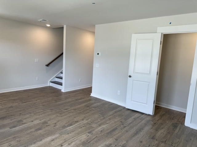 596 Scholar Way Photo 6