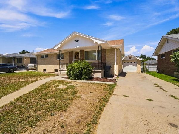 3005 Royal Ave, Pueblo, CO 81005