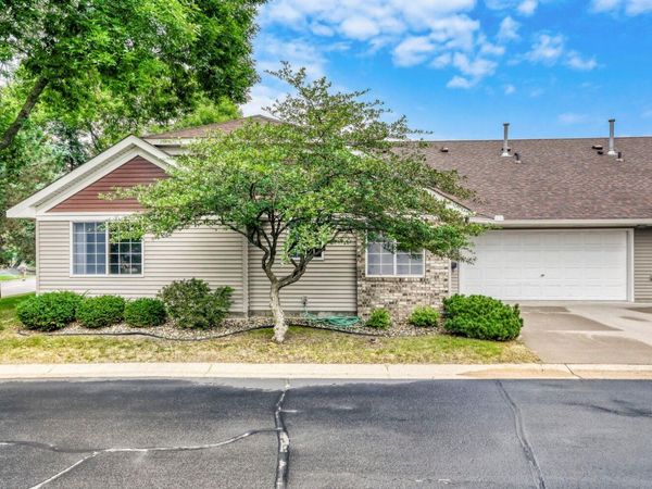 539 Lovell Avenue, Roseville, MN 55113