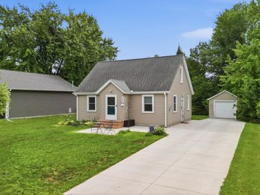 203 Lincoln Street SW, Mapleton, MN 56065
