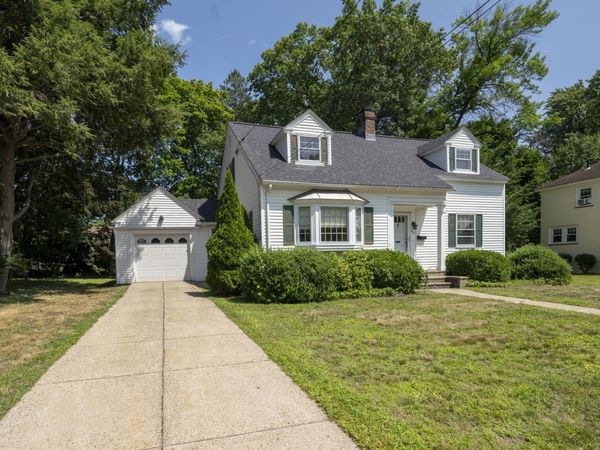 831 Maple Street, Manchester, NH 03104