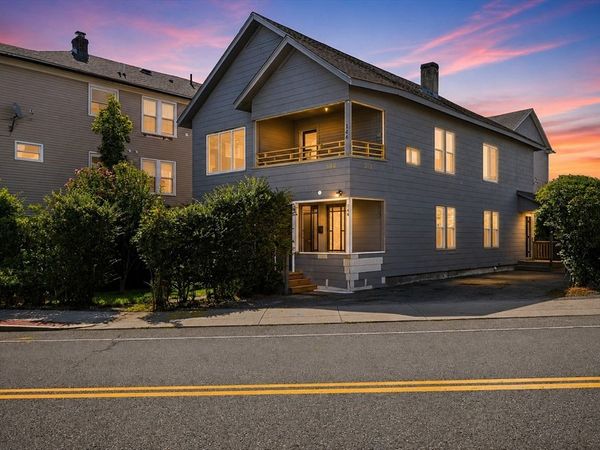 144-146 Plantation St, Worcester, MA 01604