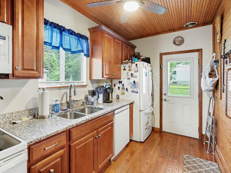 166 Chelsea Place, Cincinnati, OH 45233 Photo 10