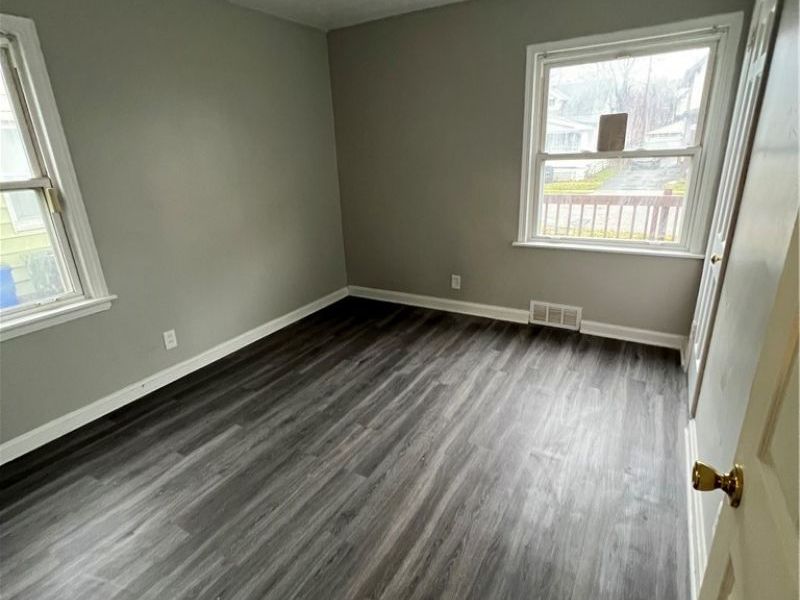 4240 E 114th Street , Cleveland, OH 44105 Photo 6
