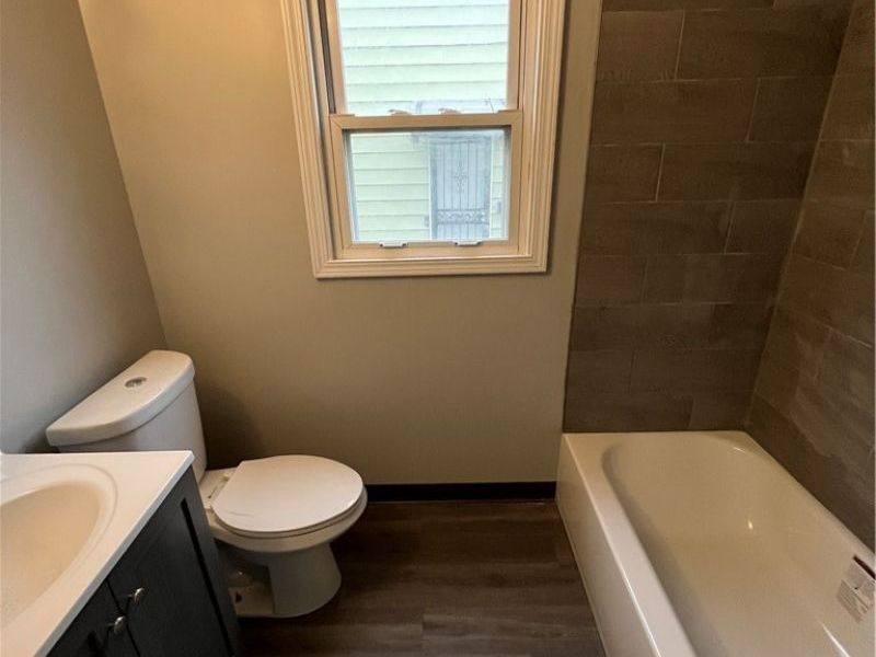 4240 E 114th Street , Cleveland, OH 44105 Photo 8