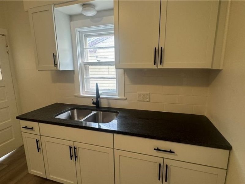 3449 W 54th Street , Cleveland, OH 44102 Photo 5