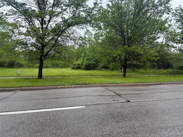000 Merriman Road , Romulus, MI 48174